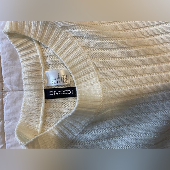 H&M Rib Knit Sweater - Picture 2 of 3